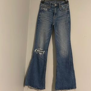 Women’s American Eagle Flare Jeans Size 00